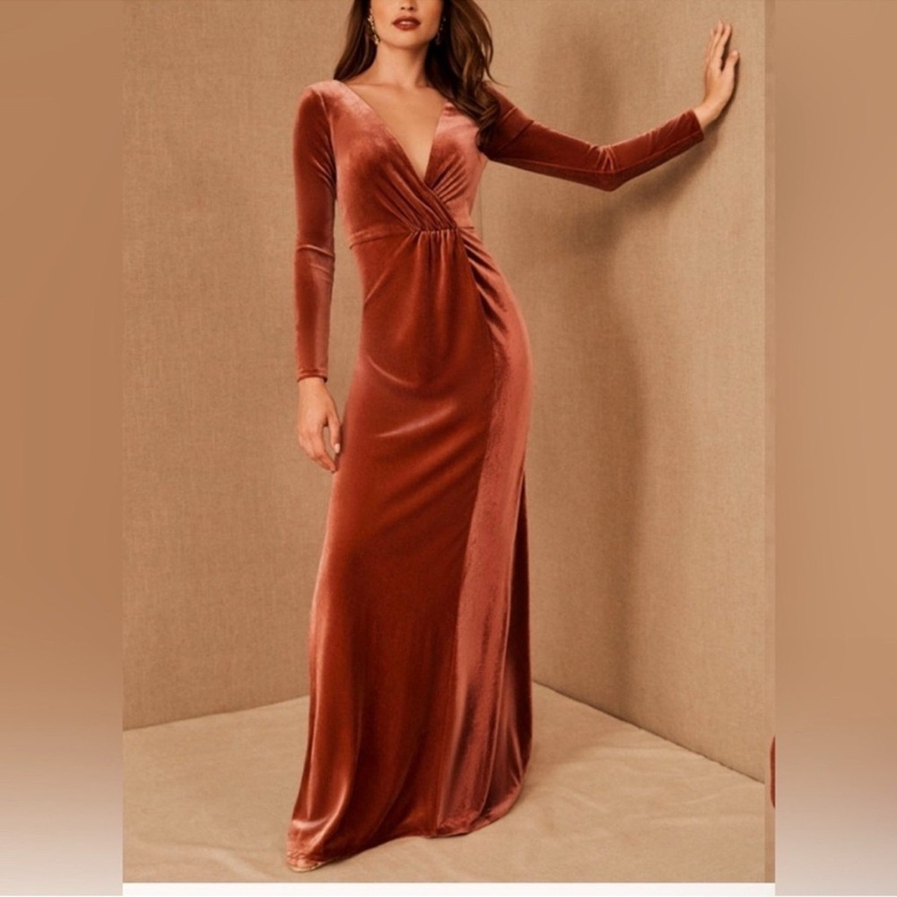 Jenny Yoo Ryland V-Neck Long-Sleeve Open-Back Stretch Velvet Gown